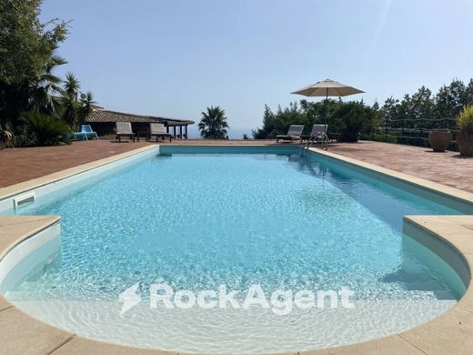 Country House in Piedimonte Etneo, Catania