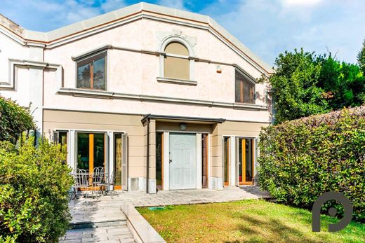 Terraced house in Milan, Lombardy
