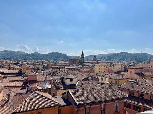 Пентхаус, Болонья, Bologna