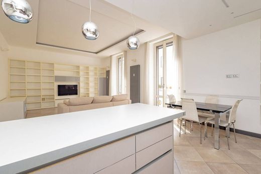Apartment / Etagenwohnung in Mailand, Lombardei