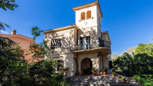 Villa in Palermo, Sicily
