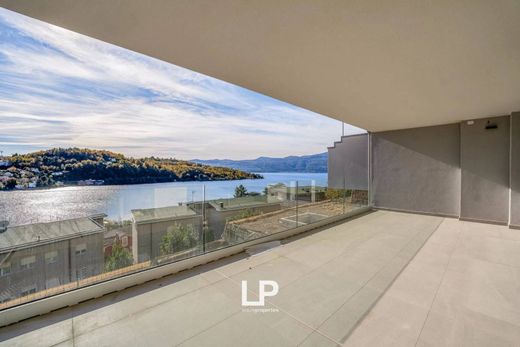 Apartamento - Laveno-Mombello, Provincia di Varese