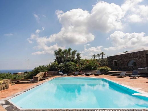 别墅  Pantelleria, 特拉帕尼省