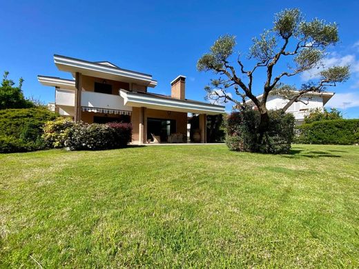 Villa en Sabaudia, Provincia di Latina