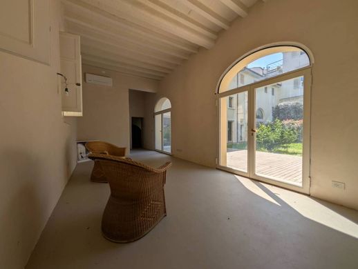 Apartment in Florence, Tuscany