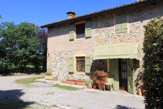 Casale a Lesignano de' Bagni, Parma