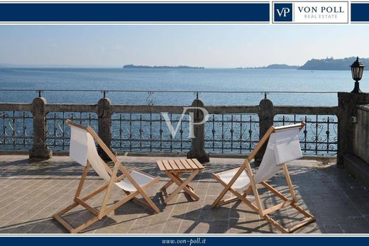 Villa a Gardone Riviera, Brescia