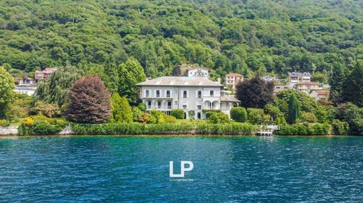 Villa in Omegna, Verbania