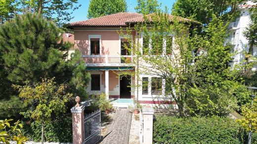 Villa Riccione, Rimini ilçesinde