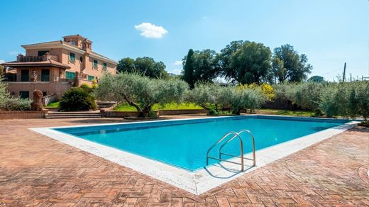 Villa in Marino, Rome