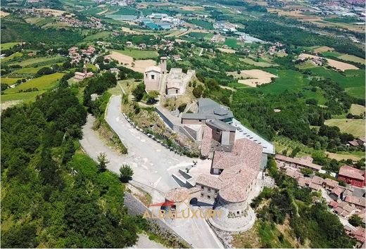 Castillo en Torriana, Rímini