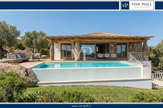 Villa in Loiri Porto San Paolo, Provincia di Sassari