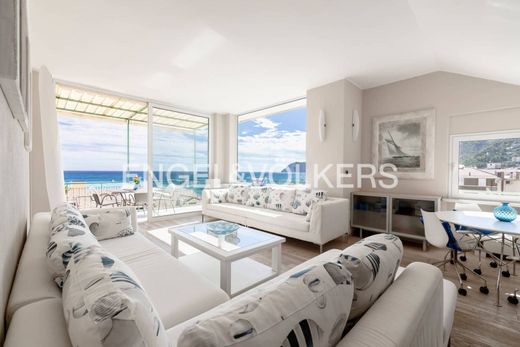 Penthouse Alassio, Savona ilçesinde