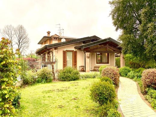 Villa in Castenedolo, Provincia di Brescia