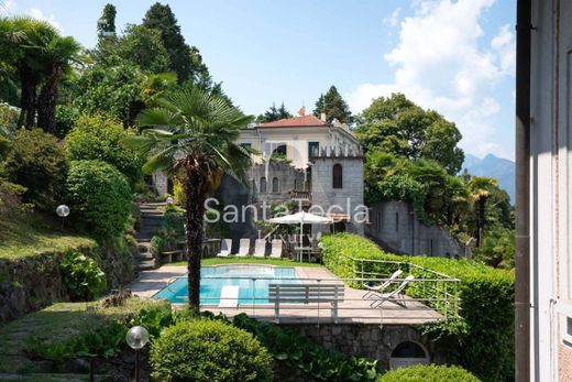 Baveno, Provincia Verbano-Cusio-Ossolaのヴィラ