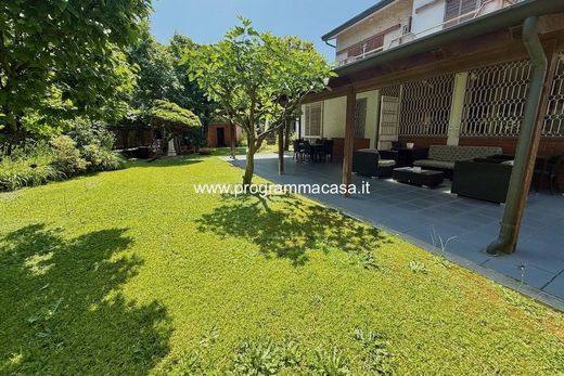 Villa in Segrate, Milan