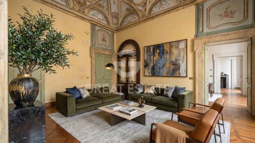 Apartment / Etagenwohnung in Perugia, Provincia di Perugia