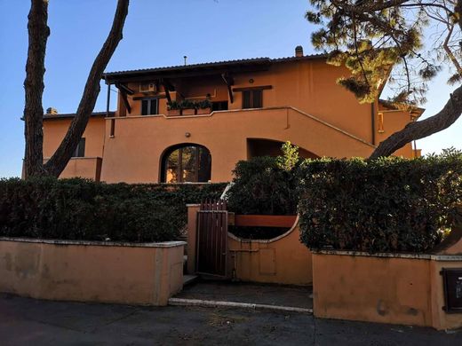 Appartamento a Castiglione della Pescaia, Grosseto