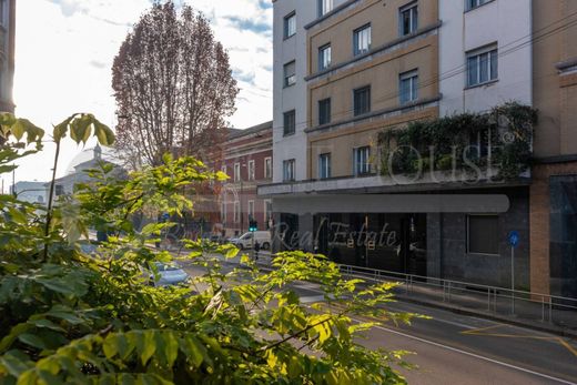 Appartamento a Milano, Lombardia