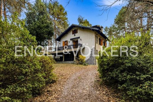 Villa a Casale Litta, Varese