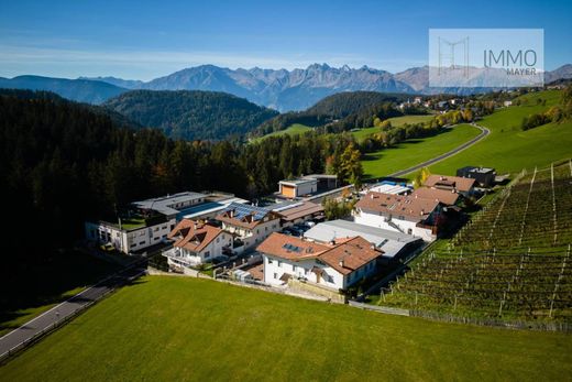Villa en Avelengo, Bolzano