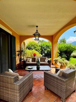 Βίλα σε Garlenda, Provincia di Savona