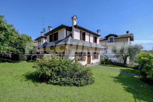 Villa in Brescia, Provincia di Brescia