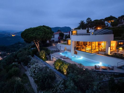 Villa in Finale Ligure, Provincia di Savona