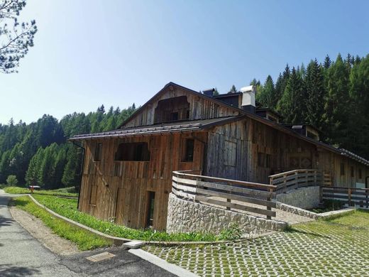 Penthouse in Cortina d'Ampezzo, Provincia di Belluno