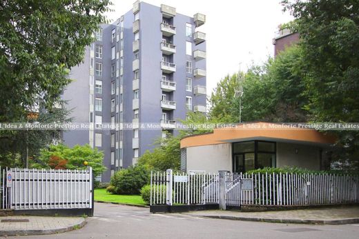 Appartement in San Donato Milanese, Città metropolitana di Milano