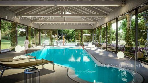 Villa in Malnate, Provincia di Varese