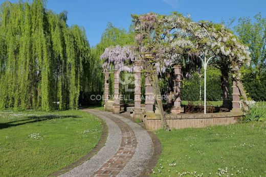 Appartement in Lonato, Provincia di Brescia