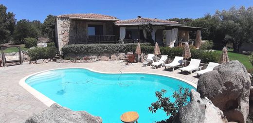 Villa Arzachena, Sassari ilçesinde