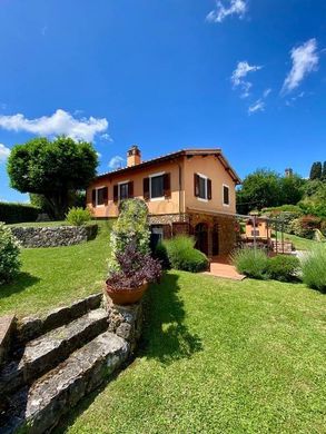 Casale a Camaiore, Lucca