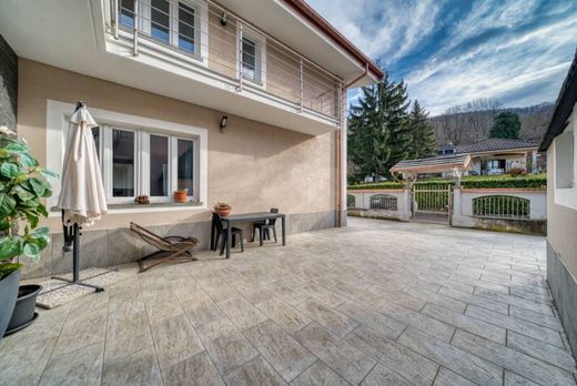 Villa in Trana, Turin