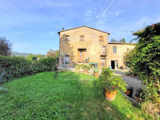 Country House in Gambassi Terme, Florence