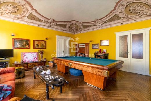 Villa in Lanzo Torinese, Turin