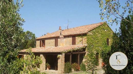 Villa in Pienza, Province of Siena