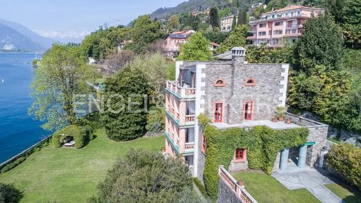 Villa a Verbania, Verbano-Cusio-Ossola