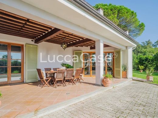 Villa à Lucques, Toscane