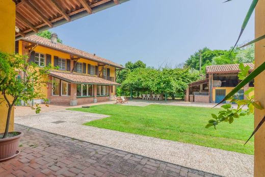 Köy evi Scaldasole, Pavia ilçesinde