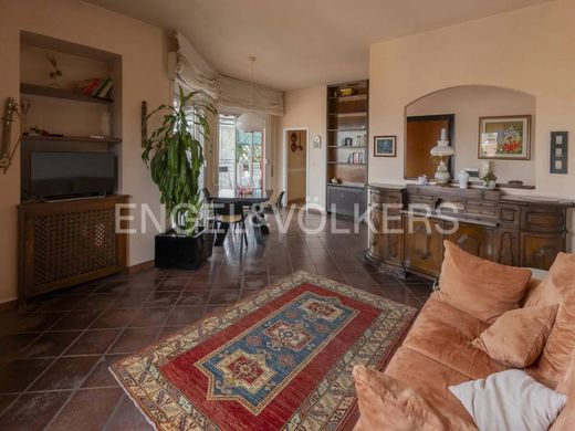 Penthouse in Arona, Provincia di Novara