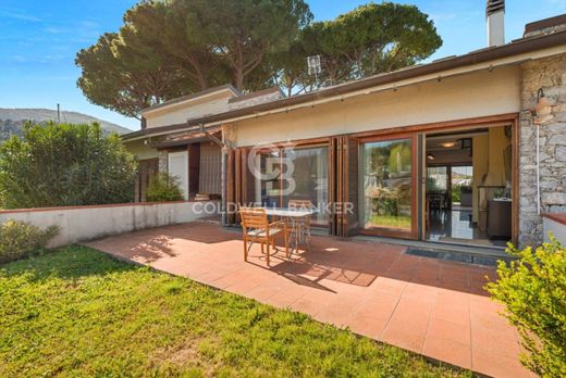 빌라 / Ameglia, Provincia di La Spezia