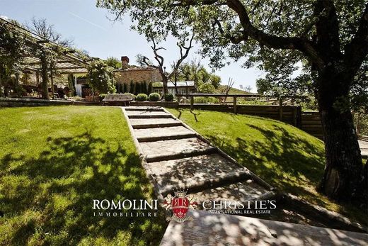 Villa in Loro Ciuffenna, Province of Arezzo