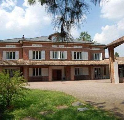 Köy evi Mezzana Rabattone, Pavia ilçesinde