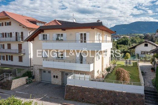 Maison de luxe à Appiano sulla Strada del Vino, Province autonome de Bolzano