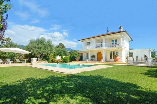 Villa in Forte dei Marmi, Provincia di Lucca