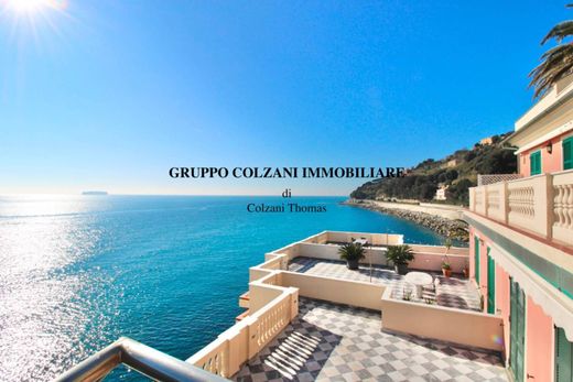 Appartement in Genua, Provincia di Genova