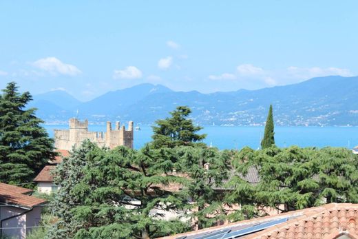Apartament w Torri del Benaco, Provincia di Verona