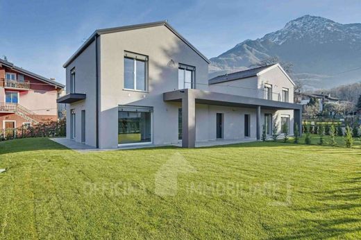 Villa à Colico, Provincia di Lecco
